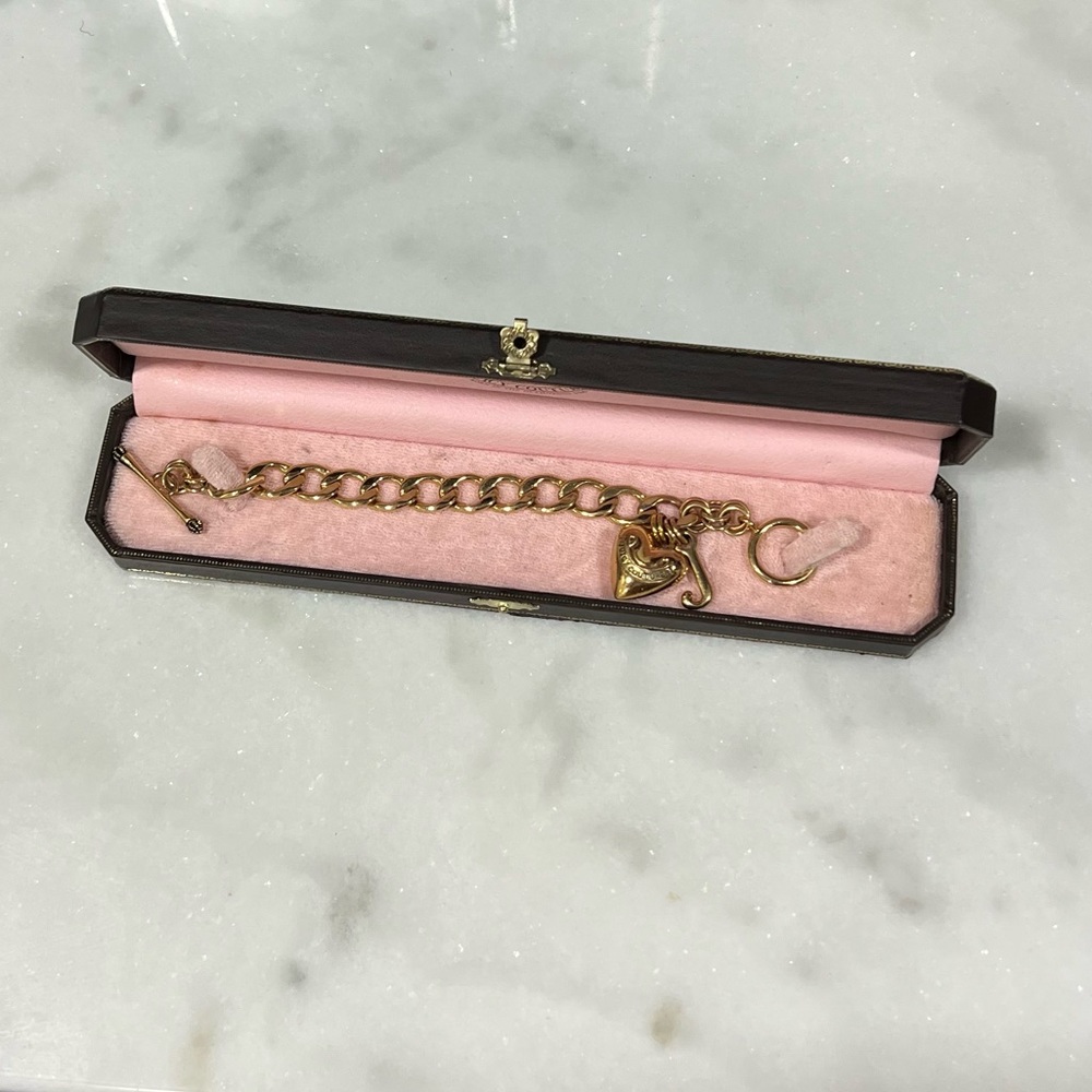 Juicy Couture Gold Chunky Heart Bracelet